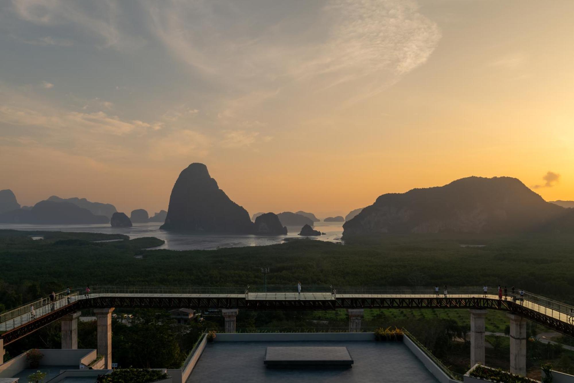 Beyond Skywalk Nangshi Hotel Takuathung Kültér fotó